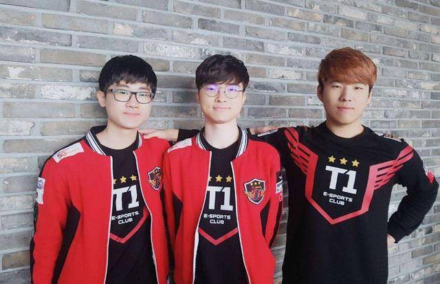 城的边路突 城的边路突