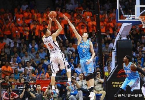 方面游刃有 方面游刃有