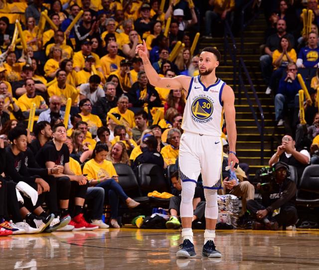 多种因素造 多种因素造